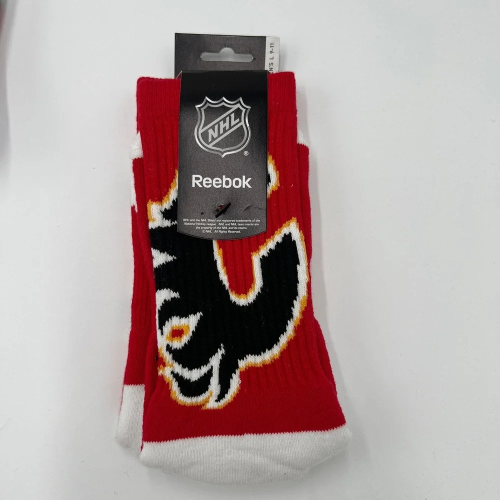 Reebok NHL Calgary Flames Men's Crew Socks 3 Pack Red White‎ Large